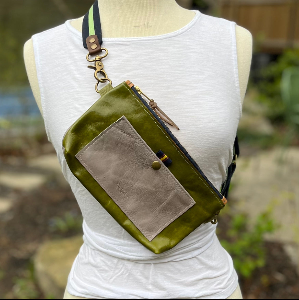 Puglia Cross Body Clutch