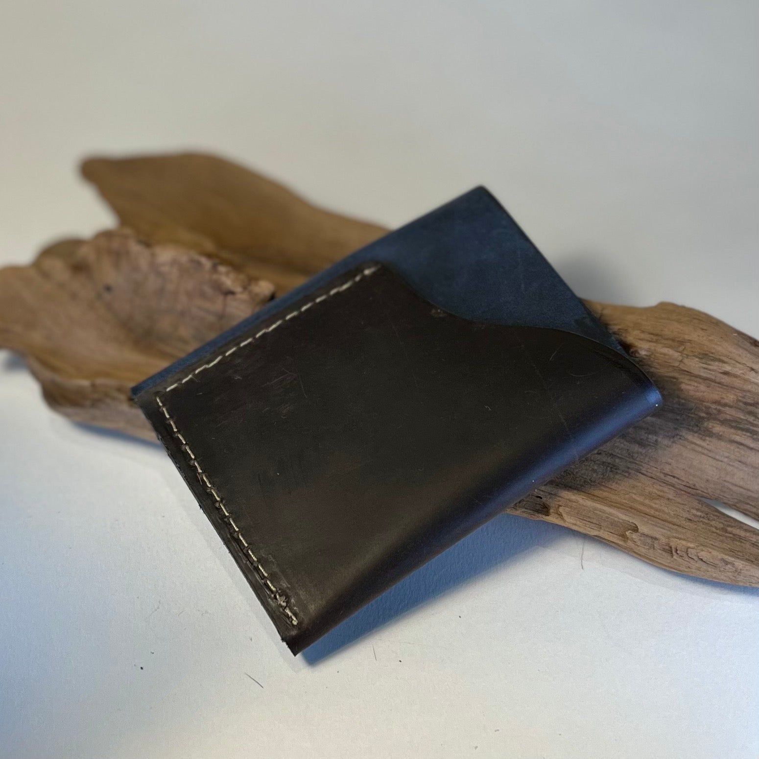 Front pocket wallet