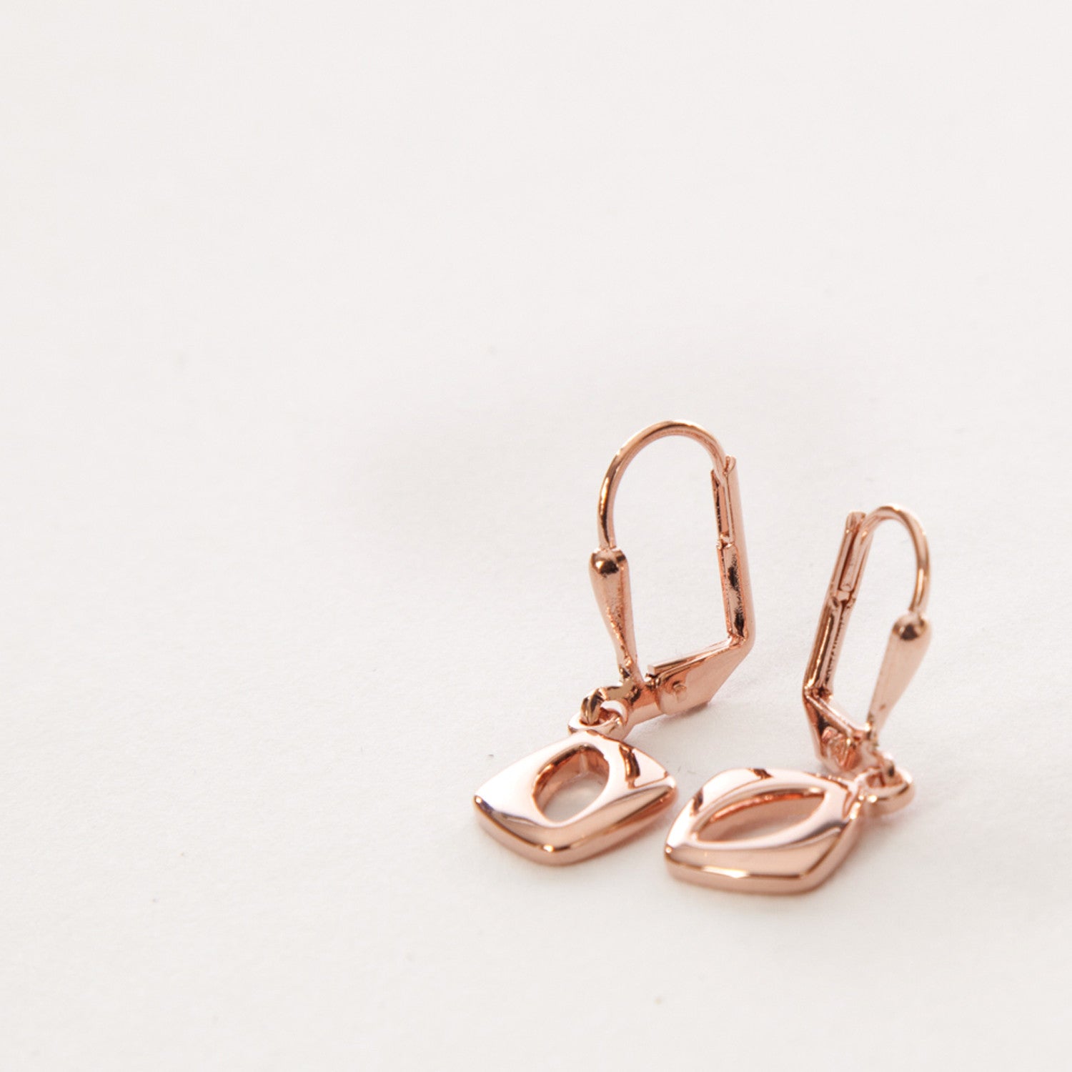 Rose gold on sale nugget earrings